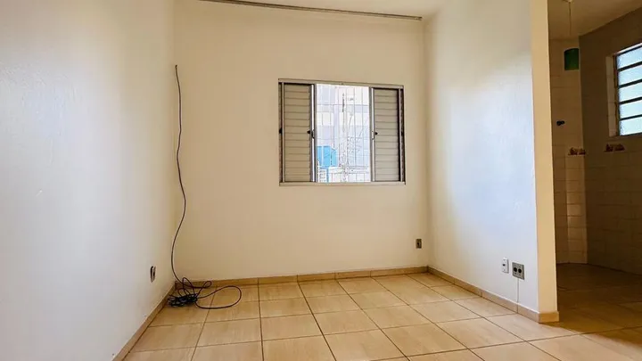 Kitnet térreo de frente, para locação