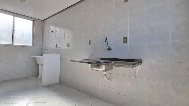 Apartamento 02 dormitórios central