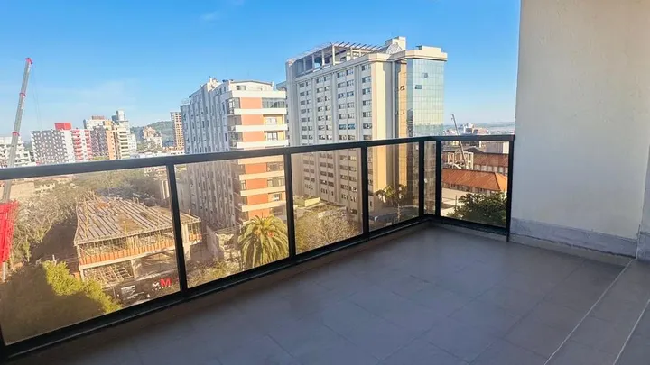 Cobertura horizontal central em ótima localização