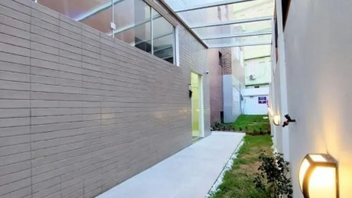 Apartamento 03 dormitórios com garagem