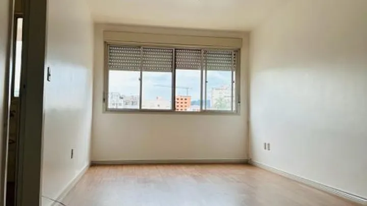 Apartamento 02 dormitórios com dependência e garagem