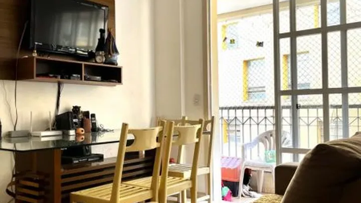 Apartamento 2 dormitórios no centro
