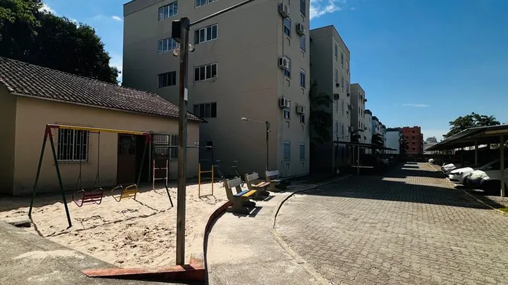 Apartamento 3 dormitórios com garagem