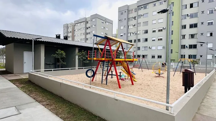 Apartamento 02 dormitório com estacionamento